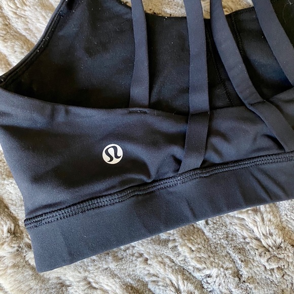 Lululemon sports bra - Picture 3 of 4